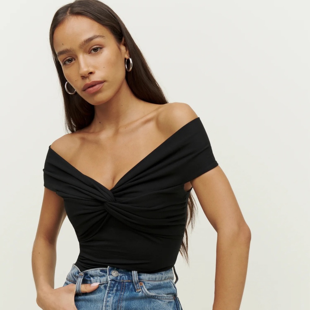 Reformation Ezlynn Knit Top in black size S